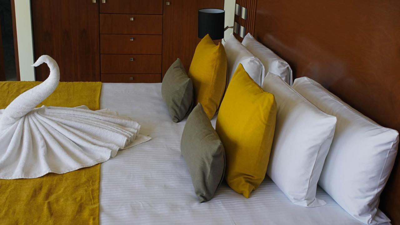 Panther Bay Boutique Hotel Акумаль Экстерьер фото