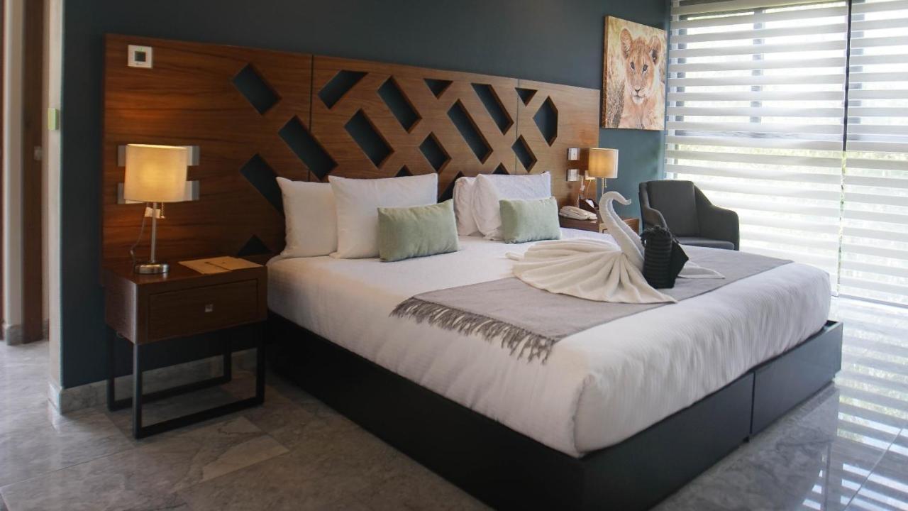 Panther Bay Boutique Hotel Акумаль Экстерьер фото